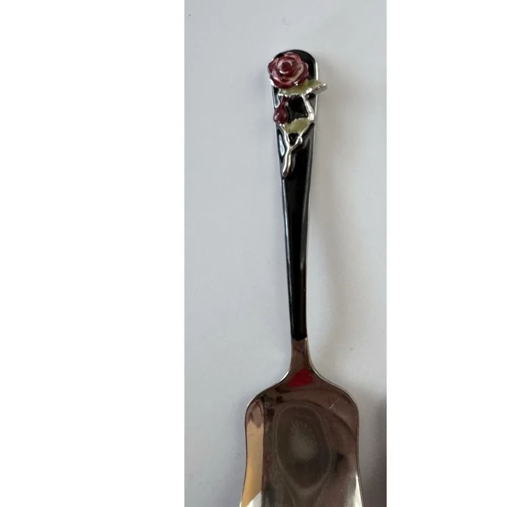 Sugar Shovel Spoon Rose w/Leaves at Top Enameled Black Handles